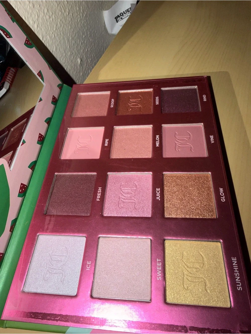 Juicy Couture Pink Watermelon Eyeshadow Palette - Brand Unknown